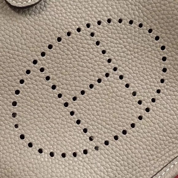 Hermes Evelyn Hobo Medium Tan - Picture 3 of 6